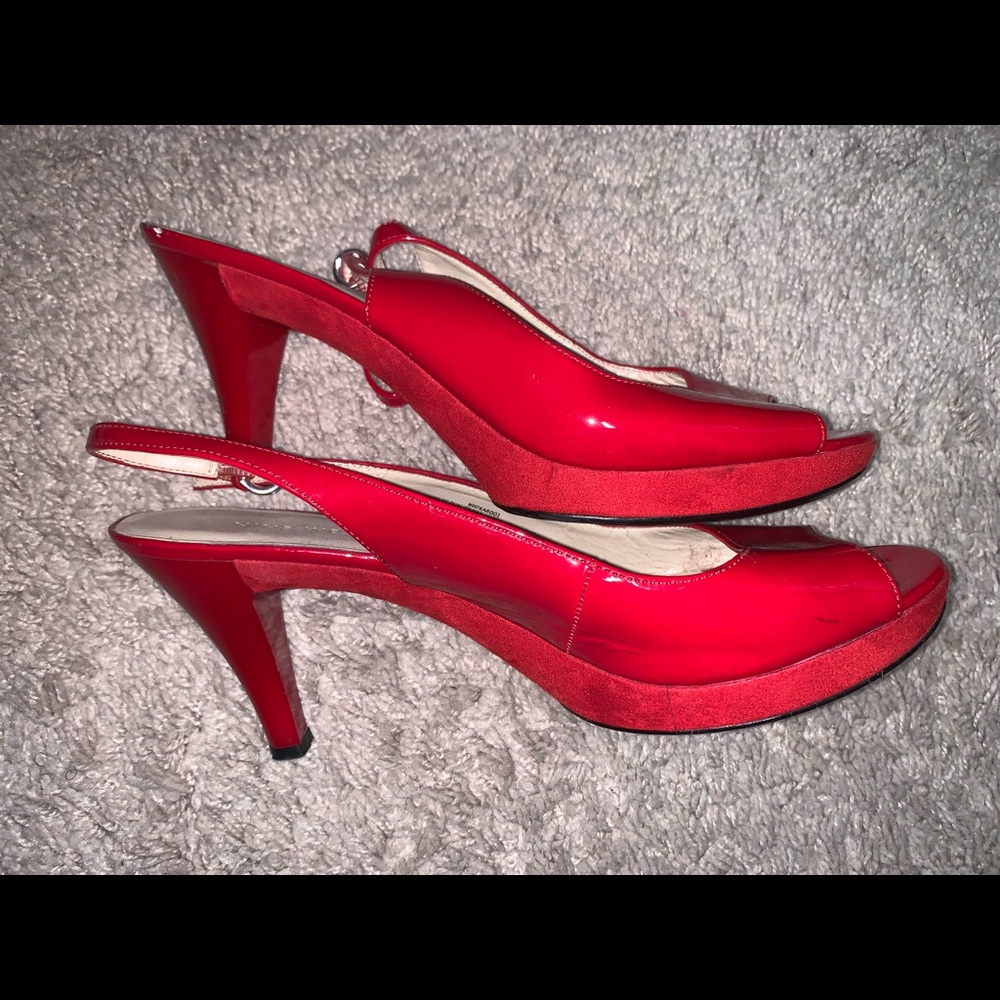 🌺SALE💃🏻 3.5” hot red Nine West shoes
